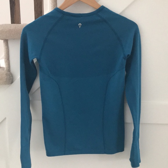 Ivivva by Lululemon Fly Tech long sleeve top girls size 12 - Picture 2 of 6